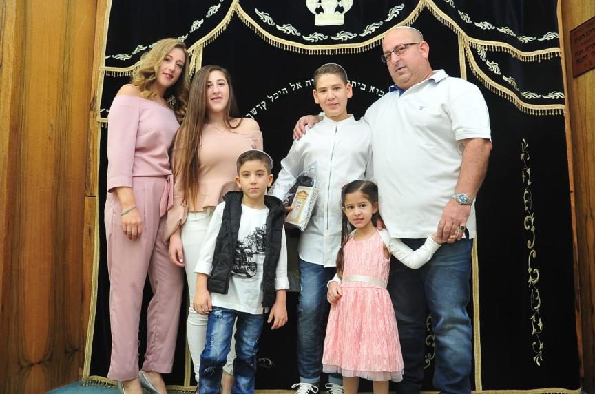 תמונה מתוך הספר — משפחת משה אוחנה