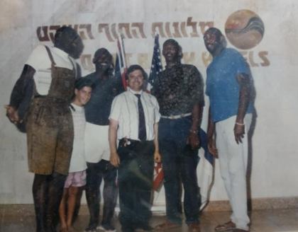 תמונה מתוך 'החוף השקט'