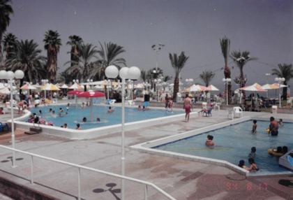 תמונה מתוך 'החוף השקט'